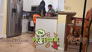 Yo, check Divine’s fat curves with monster cock in Florida