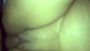 老公喝酒时我乖乖吃妓女大屌！