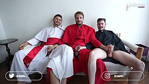 peralta knelt to suck in backstage making of