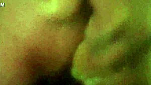 La colita con mi strapon in amateur gay anal action