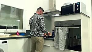 hey jade, wanna dive into my muff with miss alice wild tonight?