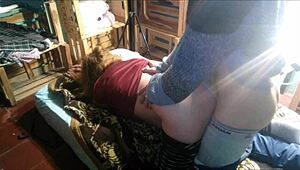 Cogiendo de perrito en la oscuridad y despues prendemos un led