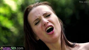 嘿宝贝让我猛捅紧致欧逼射一脸