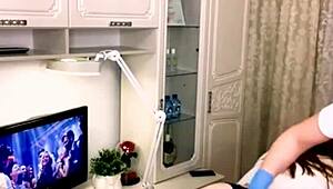 Yo, Sugarnadya waxes legs for a client, showing off that sexy ass! 😍