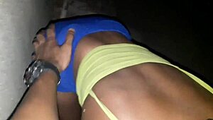 Putaria Rolou Na Casa Em Obra Magrinha Caiu De Boca Na Piroca Do Maloqueiro.