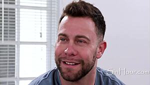 Lesbian Craves Fresh Sperm to Get Pregnant! 😍