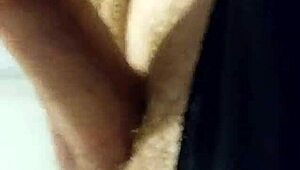 johnny gets a blowjob from the blonde