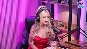 A Giselle Berdnarski Deixou A Monique Bertolini Com Muito Tesão 😍