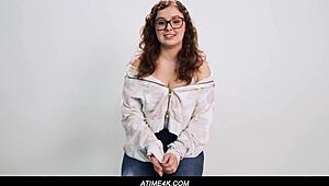 How Women Orgasm - Leana Lovings Fingers Her Shaved Pussy.