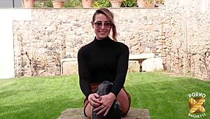 La Pétillante Pam Gets Nailed in Notorious Night Club