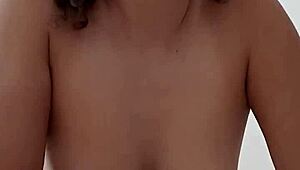 caliento a la vecina la grabo y no me dice nada with rough deepthroat