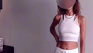 Chica Francesa Flaquita Coge Con Mexicano Gordo Hace Mamada Riqu�sima