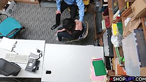 omg, this hot teen thief got fucked by a security guard to dodge jail! 😱