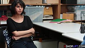 omg, this hot teen thief got fucked by a security guard to dodge jail! 😱