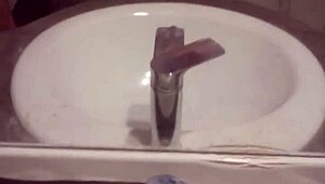 Young Gay Guy Masturbates Intensely In His Room