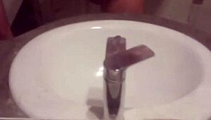 Young Gay Guy Masturbates Intensely In His Room