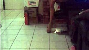 i can't help but share my wild side. join me for some solo fun as imis gets naughty!