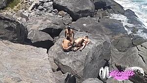 amadores transando em uma praia publica sexo gay ao ar livre no rio de janeiro brasil