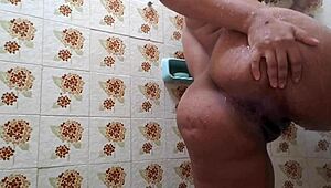 what does lolla maria want most? to be eaten out by a big cock