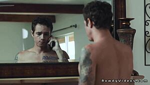 男同罪犯出狱后肛交伙伴爽翻