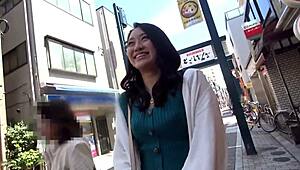 Japanese Babe Overflows with Cum in Cowgirl and Doggystyle