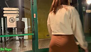 looking for a spot to give a blowjob!