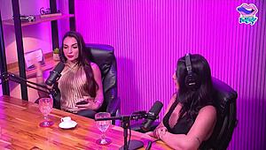 A loirinha strips bare in the studio for steamy lesbian play.