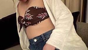 夜泳池捡25岁淫荡OL肥臀巨乳太骚