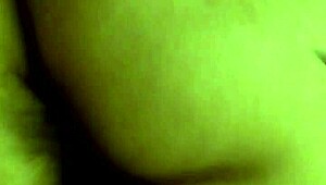 em nhung shows off big boobs in vietnamese solo scene with asian curves.