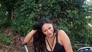 PELEÉ con mi novio y llamé al marido de mi hermanastra para que me REAFIRME las tripas del ano en el paraíso -porno en español-