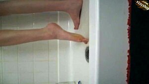 Hot Big Tits Girlfriend Masturbates in Shower Using Shampoo Bottle