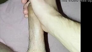 Solo Dick Play Feels So Good 😎