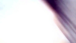 把肥厚大屁股翘起来猛拍巴西巨臀腮