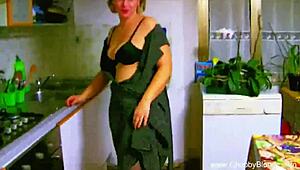 back in the day, this italian housewife gave a steamy kitchen blowjob to her husband