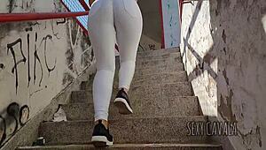 i sucked a stranger's dick while walking