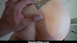 Yo, Dee Williams needs stepson stretching help! 😜