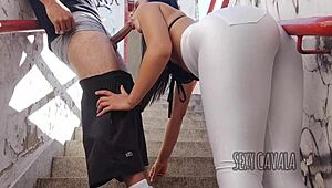 i sucked a stranger's dick while walking