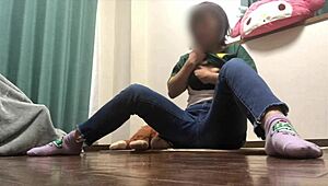 hey girl, you horny for cunnilingus and rubbing on that doll?