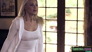 This gorgeous dyke just loves squirting after getting oral from her group.