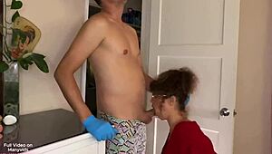 继母圣诞意外送上最脏肛交内射狂野粗暴！