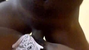 ogamode banging nyansha hard from zimbabwe