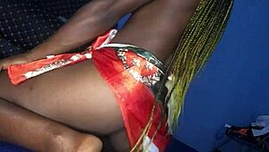 check how crazybitch6 drills her pussy with dildo