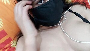 Sobia Nasir Moans Loud in Dirty Urdu Hindi Whatsapp Call