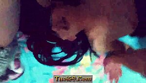 超品戴眼镜中国妹猛操男友