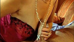 成熟金发女激烈口交肛交湿透了