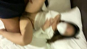 女上位骑乘超爽好身材呻吟到极致