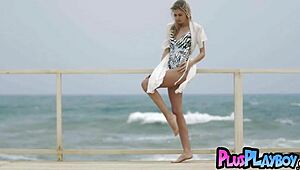 Beautiful blonde milf Francy Torino exposed perfect ass while posing nude