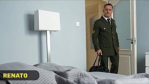 最佳休息放松：老少碰撞爸爸出轨和穿孔年轻小奶子