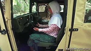 文身18+少女第一次webcam军味好奇在家