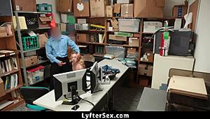 Officer finds stolen items from the store into teen 18+s purse lyftersex